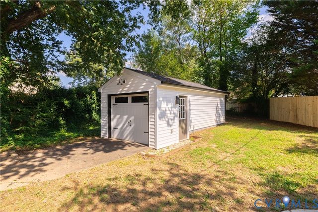 10411 Duryea Dr, Richmond, VA 23235
