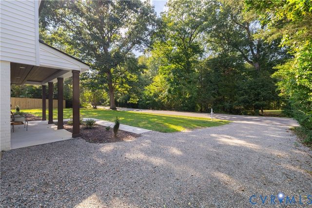 10411 Duryea Dr, Richmond, VA 23235