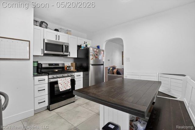 1687 Channing Street, Ferndale, MI 48220