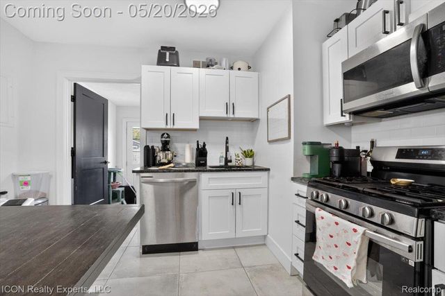 1687 Channing Street, Ferndale, MI 48220