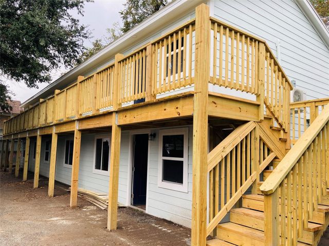 807 71st Street, Houston, TX 77011