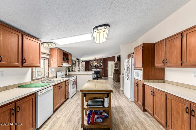 9987 N GERONIMO Drive, Casa Grande, AZ 85122