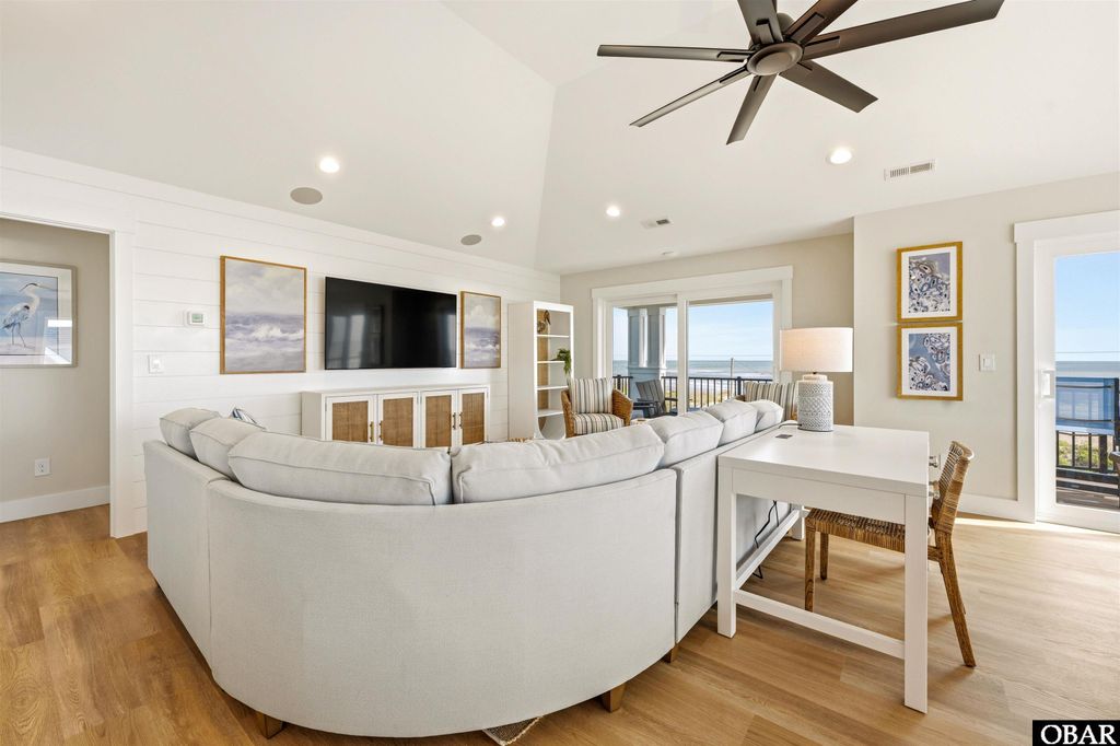 Image 12 of property listing at 3940 N Virginia Dare Trail Lot #A1, Kitty Hawk, NC 27949