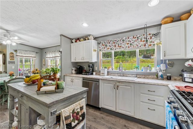 7314 Dawson Road, Greenwood, AR 72936