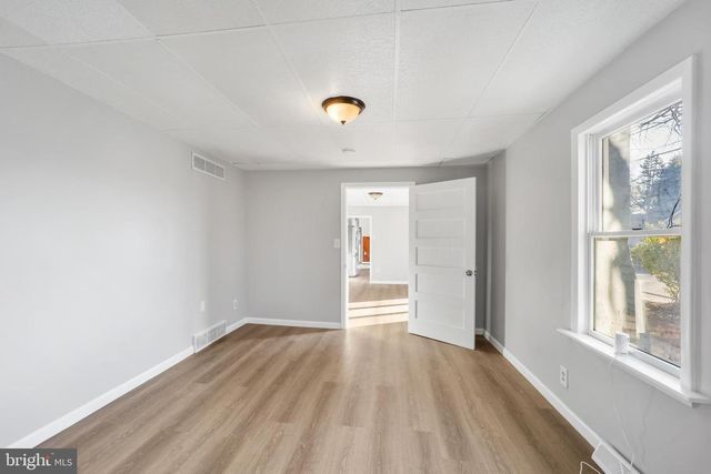 101 RAILROAD BLVD, Cherry Hill, NJ 08003