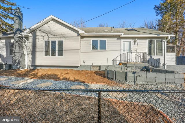 101 RAILROAD BLVD, Cherry Hill, NJ 08003