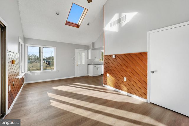 101 RAILROAD BLVD, Cherry Hill, NJ 08003