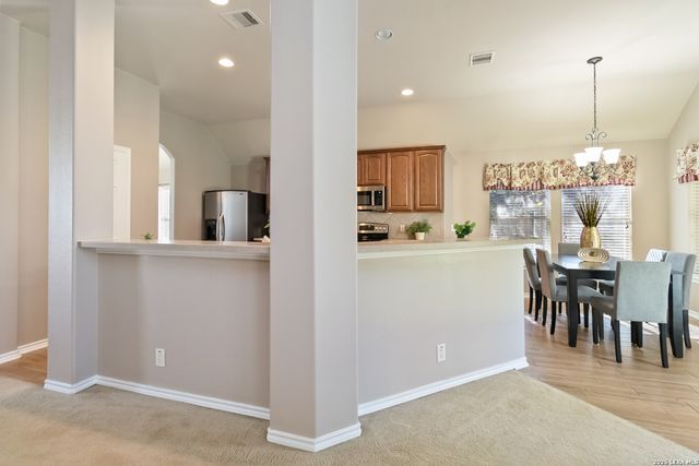 1716 Oak Wind, New Braunfels, TX 78132