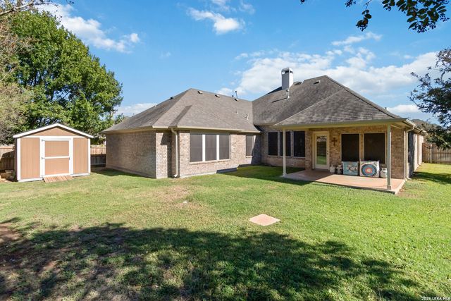 1716 Oak Wind, New Braunfels, TX 78132