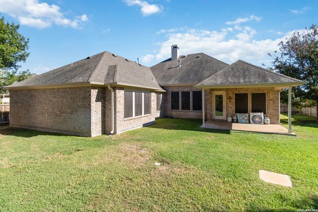 1716 Oak Wind, New Braunfels, TX 78132