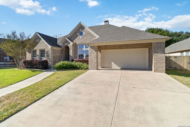 1716 Oak Wind, New Braunfels, TX 78132