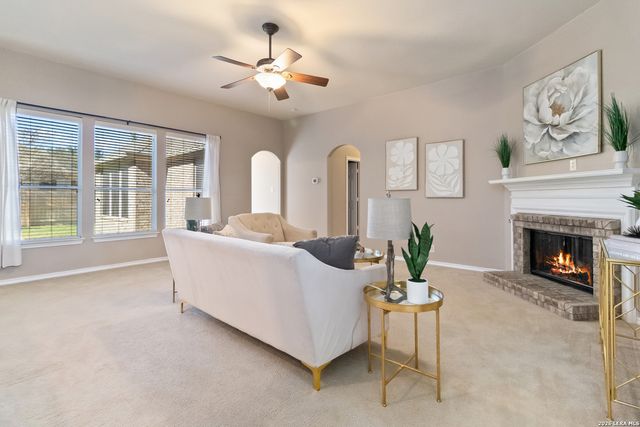 1716 Oak Wind, New Braunfels, TX 78132