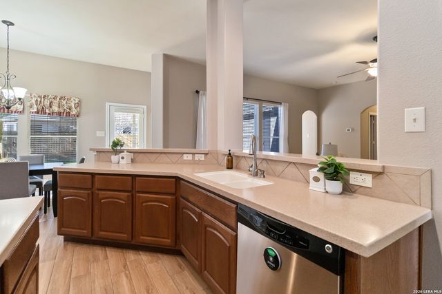 1716 Oak Wind, New Braunfels, TX 78132