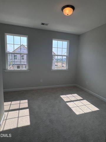 804 Carpet Grass Avenue, Knightdale, NC 27545