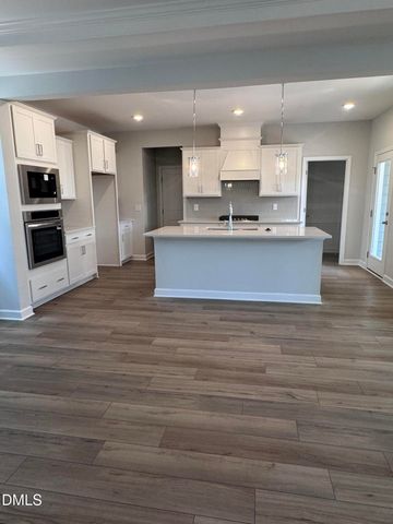 804 Carpet Grass Avenue, Knightdale, NC 27545
