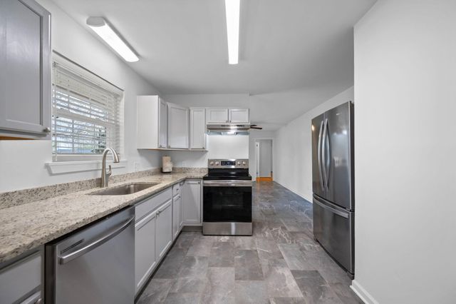 6505 Pine Manor Drive, Chattanooga, TN 37421