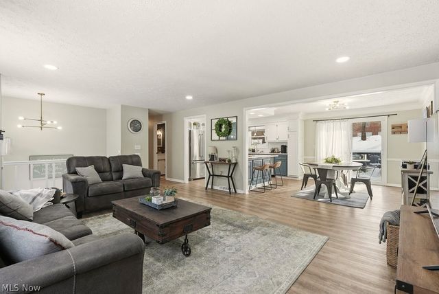 946 Norwich Avenue NW, Massillon, OH 44646