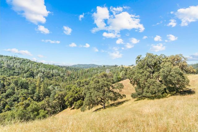 12850 Fiddletown Rd, Fiddletown, CA 96269