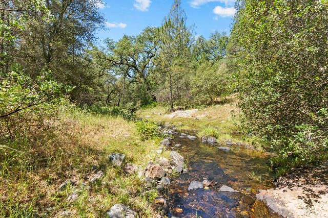 12850 Fiddletown Rd, Fiddletown, CA 96269
