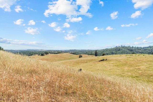 12850 Fiddletown Rd, Fiddletown, CA 96269