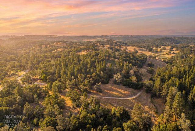 12850 Fiddletown Rd, Fiddletown, CA 96269
