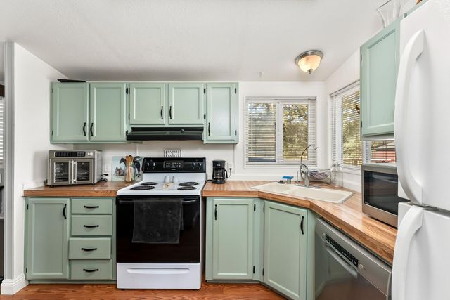 12850 Fiddletown Rd, Fiddletown, CA 96269