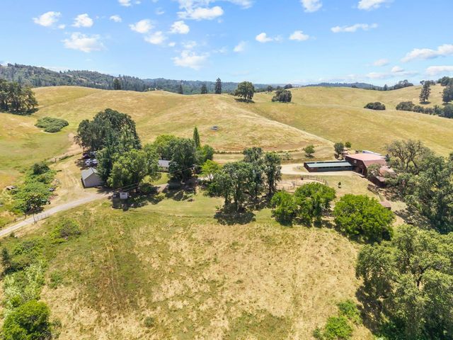 12850 Fiddletown Rd, Fiddletown, CA 96269