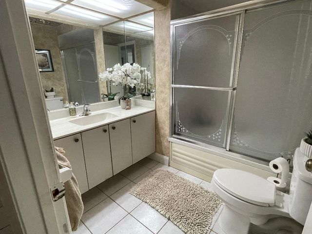 6409 NW FRIENDLY Circle, Port St. Lucie, Port St Lucie, FL 34983