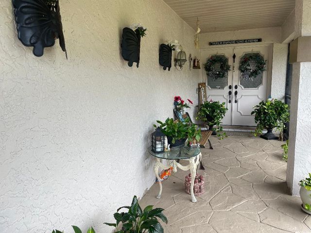 6409 NW FRIENDLY Circle, Port St. Lucie, Port St Lucie, FL 34983