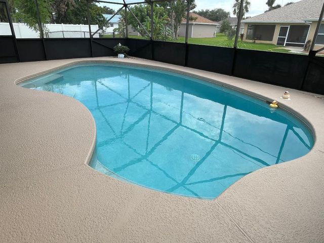 6409 NW FRIENDLY Circle, Port St. Lucie, Port St Lucie, FL 34983