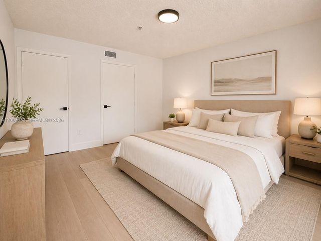 450 S Park Rd 5-307, Hollywood, FL 33021