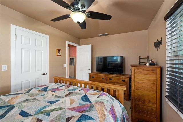 1822 Crockett Rd, Auburn, CA 95603