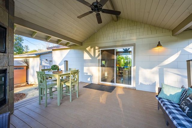 1822 Crockett Rd, Auburn, CA 95603