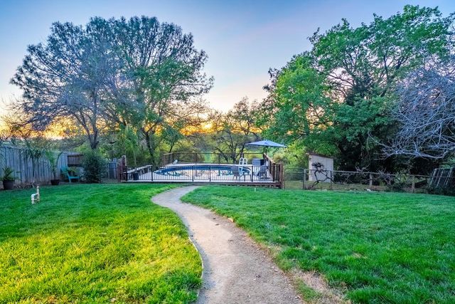 1822 Crockett Rd, Auburn, CA 95603