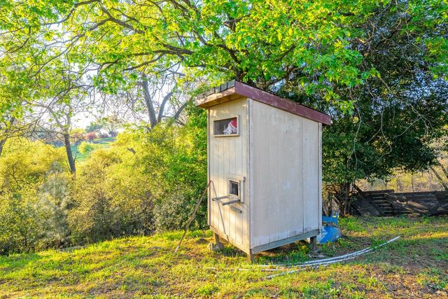 1822 Crockett Rd, Auburn, CA 95603