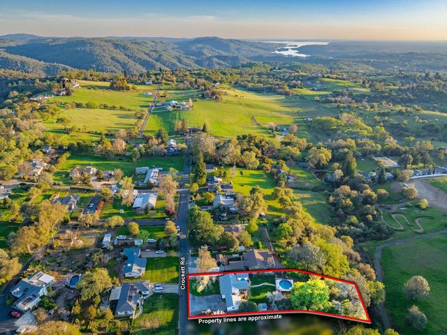 1822 Crockett Rd, Auburn, CA 95603