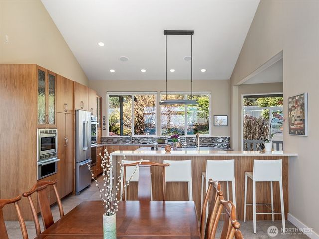 789 W Sims Way, Port Townsend, WA 98368