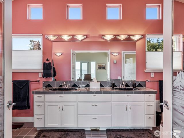 789 W Sims Way, Port Townsend, WA 98368