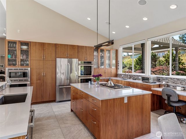 789 W Sims Way, Port Townsend, WA 98368