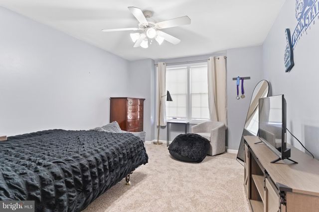 16 MOUNTAIN CREST WAY, Dillsburg, PA 17019