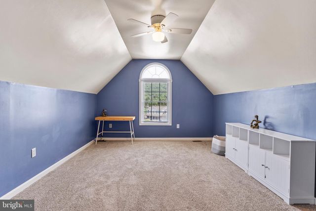 16 MOUNTAIN CREST WAY, Dillsburg, PA 17019