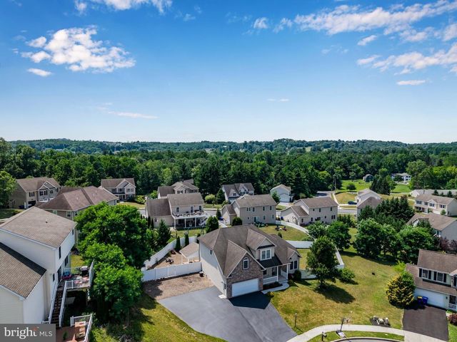 16 MOUNTAIN CREST WAY, Dillsburg, PA 17019