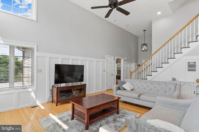 16 MOUNTAIN CREST WAY, Dillsburg, PA 17019
