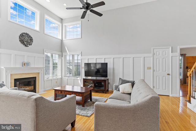 16 MOUNTAIN CREST WAY, Dillsburg, PA 17019