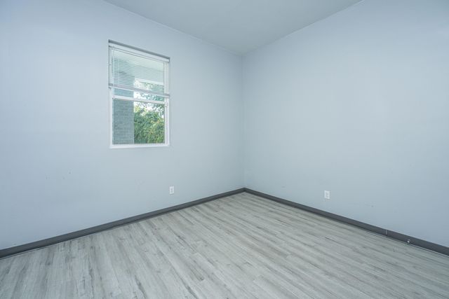 2001 Hugo Avenue A & B, North Charleston, SC 29405