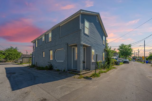 2001 Hugo Avenue A & B, North Charleston, SC 29405
