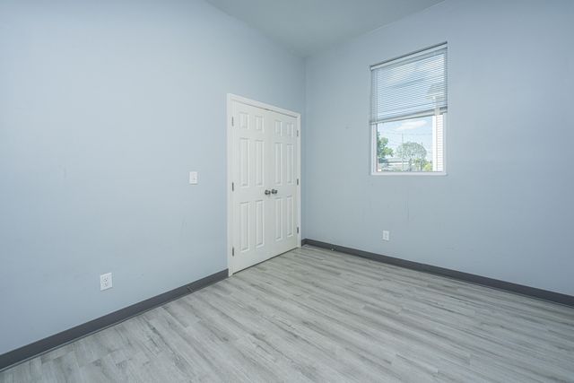 2001 Hugo Avenue A & B, North Charleston, SC 29405