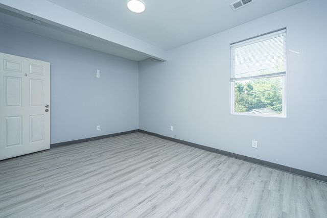 2001 Hugo Avenue A & B, North Charleston, SC 29405