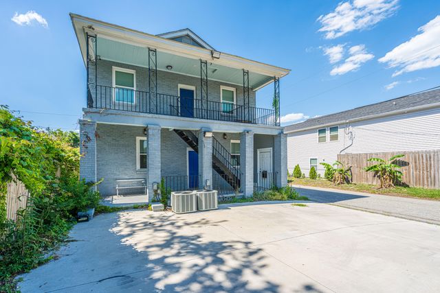 2001 Hugo Avenue A & B, North Charleston, SC 29405