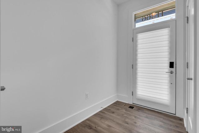 11366 EMERALD PARK RD, Potomac, MD 20854